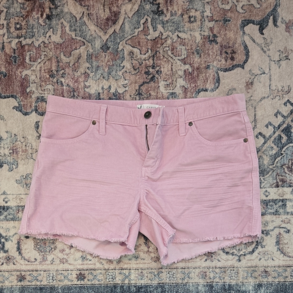 Shorts-